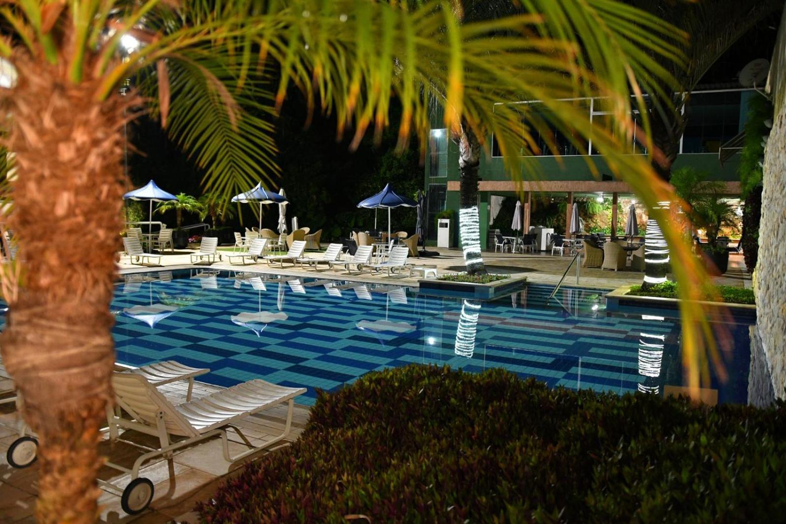 Radio Hotel Resort & Convention Сера Негра Екстериор снимка