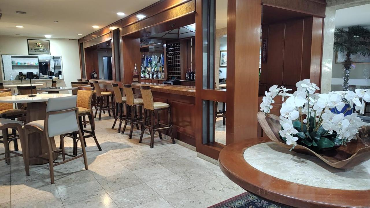 Radio Hotel Resort & Convention Сера Негра Екстериор снимка